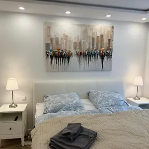 Lovely In Apartment